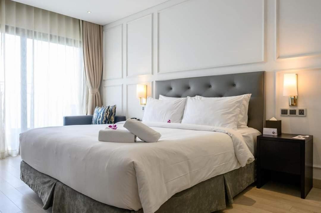 Golden Apartment With Sea View ダナン市 エクステリア 写真