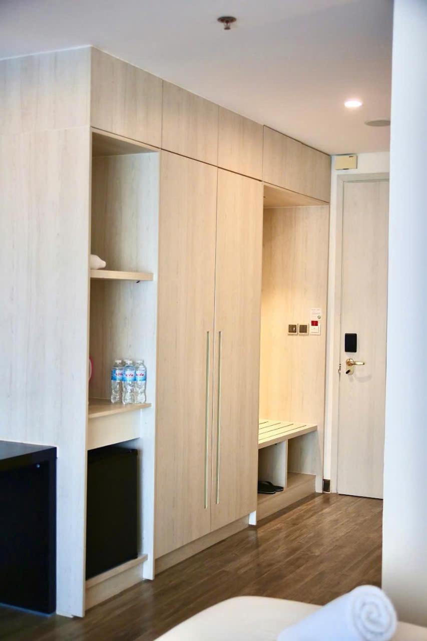 Golden Apartment With Sea View ダナン市 エクステリア 写真