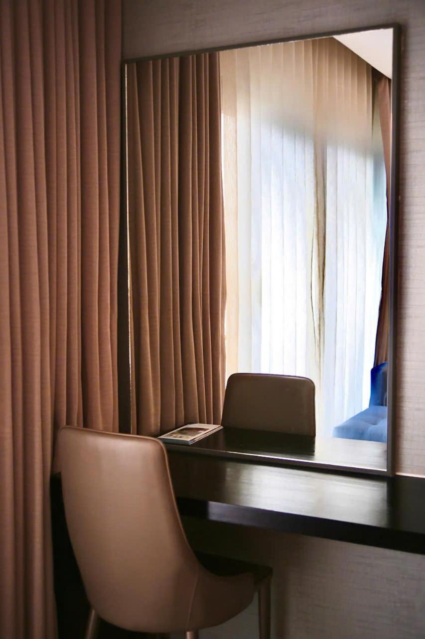 Golden Apartment With Sea View ダナン市 エクステリア 写真